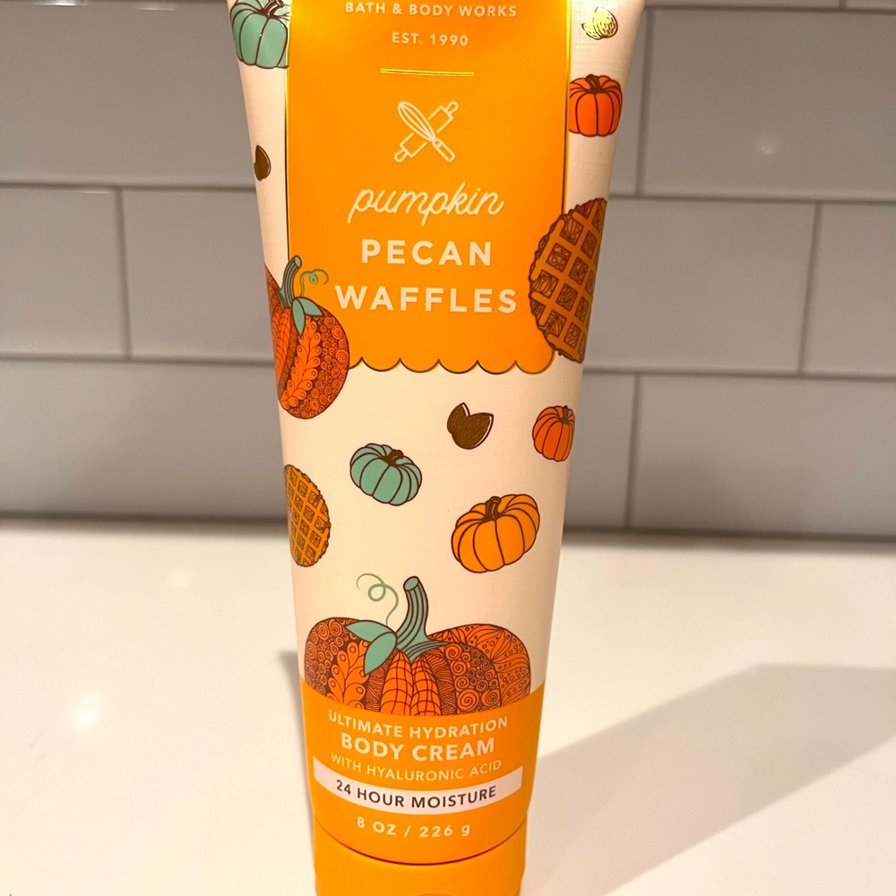 Bath & Body Works Pumpkin Pecan Body Cream